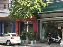 Hình ảnh Bán nhà mặt tiền Nhật Tảo , Quận 10 .