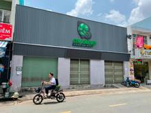 Hình ảnh Cần Bán Gấp nhà mặt tiền Hồ Bá Kiện Quận 10 .