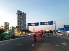 Hình ảnh Nhà 3 tầng Nguyễn Hữu Thọ gần Tiểu La cần bán gấp