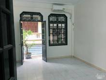 Hình ảnh Cho thuê nhà ở Hoàng hoa thám 56m2 x 3,5 tầng vừa ở bán hàng, vp
