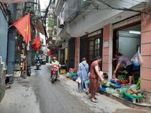 Hình ảnh Bán nhà mặt ngõ chợ Văn Hương, Tôn Đức Thắng,38m2,4T 4,7 tỷ,kinh doanh