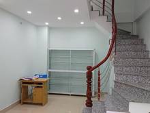 Hình ảnh Cho thuê nhà  4 tầng phố Đội Cấn