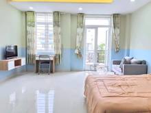 Hình ảnh Cho Thuê Căn Hộ 35M2 Có Ban Công Hòa Bình, Đầy Đủ Nội Thất