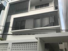 Hình ảnh Cho thuê nhà mới ngang 8m, HXT Cộng Hoà p12 Tân Bình . 1T2L có hầm