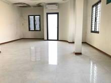 Hình ảnh Nhà MT Trần Cao Vân 3 tầng, kẹp kiệt bên hông 5.7 tỷ