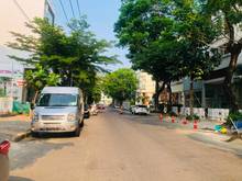 Hình ảnh Cho thuê nhà phố trung tâm Phú Mỹ Hưng có hầm, thang máy thích hợp VP