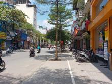Hình ảnh Bán nhà mặt phố Khâm Thiên, Đống Đa 80m, 2 T MT 5m, giá 21 tỷ lô góc,