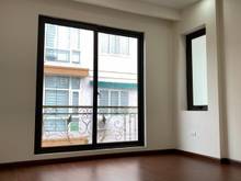 Hình ảnh Bán nhà Nguyễn Văn Cừ, 30m2, 4 tầng mới, 15m ra ô tô tránh, 2.95 tỷ.
