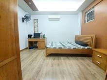 Hình ảnh Rất hiếm, Nhà Nguyễn Văn Cừ, 65m2, mặt tiền 5m, ô tô vào nhà, 5.1 tỷ.