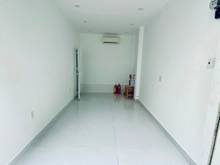 Hình ảnh Mặt bằng shop quần áo, tiệm nail. cho thuê gần chợ phú nhuận