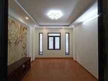 Hình ảnh Chính chủ nhờ bán nhà ngõ 36 hoàng cầu 68m2 nhà 5 tầng mặt tiền 4.8m,