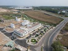 Hình ảnh Bán gấp lô góc ở Phú Chánh. Đối diện 3 chung cư cao tầng