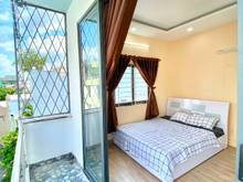 Hình ảnh Phòng cao cấp, mới, ban công. Thuận tiện di chuyển các quận