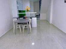 Hình ảnh Bán nhà mặt tiền đường lũy bán bích, giá rẻ, hẻm xe hơi, nhà mới.