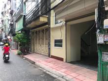 Hình ảnh Cho thuê nhà ngõ 26 Nguyên Hồng, Đống Đa, dt 60mx4t, điều hòa