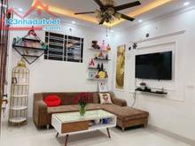 Hình ảnh Nhà đẹp 5 tầng phố tư đình - ô tô đỗ cửa - 2 thoáng 45m2 3.78 tỷ