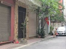 Hình ảnh Cần bán căn nhà 4 tầng xây được 4 năm còn mới 95% đường ô tô ở Lệ mật