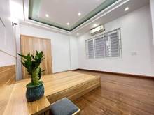 Hình ảnh Chính Chủ Bán Nhà, Cầu Giấy, Kinh Doanh,92m2, Nhỉnh 5 tỷ.