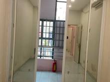 Hình ảnh Nhà mặt tiền đường số ,p4,Q3 - 1 trệt 2 lầu 4pn 2wc khu kinh doanh TM