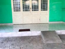 Hình ảnh tôi chính chủ cần bán nhà 100m2  5x20m liền kề QL13