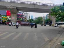 Hình ảnh Bán nhà mặt phố,ngã tư Xuân Thủy, DT 48m2, 5 tầng, giá 16,8 tỷ