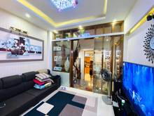 Hình ảnh Bán Nhà 5 Tầng, 100M2, Gara, Kinh Doanh, Ngọc Thụy Long Biên.