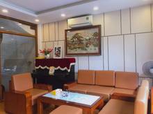 Hình ảnh Tìm đâu ra Nhà mặt Đường Láng, DT 100m2 x 3tầng, MT 4.3m giá chỉ 14 tỷ