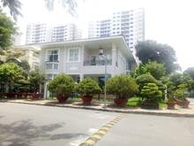 Hình ảnh Cho Thuê Biệt Thự Compound Nguyễn Văn Hưởng - Sân Vườn - Giá 4000$