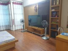Hình ảnh Nhà ngõ 46 Hào Nam. Diện tích 50m2, 3 tầng, 3 ngủ full đồ. Giá 10 tr