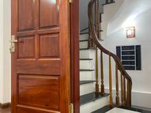 Hình ảnh Bán nhà ngõ phố 8-3, thông Hòa Bình 7, Hai Bà Trưng, 35m2, full 5 tầng