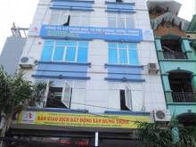 Hình ảnh Cho thuê cực rẻ 44-46 Đồng Khởi, Quận 1, 18x31m, 1 trệt 3 lầu