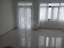 Hình ảnh THUÊ Nhà Phố Nguyên Căn Xe Hơi Vô Tận Nhà- Nhà Bè