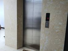 Hình ảnh Bán nhà Lạc Long Quân, 110m2, 8 tầng, thang máy, 31 tỷ
