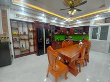Hình ảnh Bán nhà khu hiếm 130m2 Trường Sơn Phường 4 quận Tân Bình