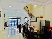 Hình ảnh Bán nhàNghi Tàm: 100m2 , 5 tầng , mặt tiền rộng 5,2m – Kinh Doanh đỉnh