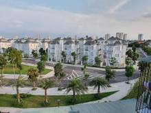 Hình ảnh Bán nhà mới xây 5 tầng, mặt tiền 3.9m view khu biệt thự Vinhomes
