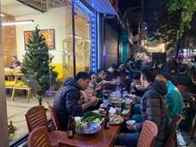 Hình ảnh Cho thuê nhà mặt phố Ô Chợ Dừa. DT: 50m2x3 tầng. MT: 12m. Giá: 60tr/th