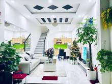 Hình ảnh Quá đỉnh, Quá hót, Bán nhà Phố Trạm, Nhà đẹp, 38m2 x 5T, NHỈNH 2 TỶ
