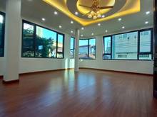 Hình ảnh Bán nhà NGUYÊN HỒNG, ĐỐNG ĐA Ô tô tránh, Lô góc, 48m2, 5T, Giá 13.5 Tỷ