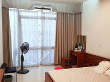 Hình ảnh Bán nhà ngõ ô tô đường LẠC LONG QUÂN, sổ vuông 60m, 4 tầng, ở ngay!