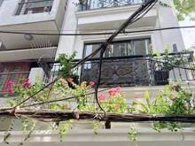 Hình ảnh Nhà Có Sân Vườn, Trung Tâm Phố Đội Cấn, Thang Máy, 15m Ra Phố Chính.