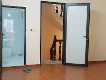 Hình ảnh Chính Chủ Cần Bán Nhà Cầu Giấy 40m2/4T- Sổ Đẹp - Cực Hiếm - Kinh doanh