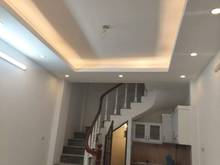 Hình ảnh Gia đình bán gấp Mặt phố Bạch Đằng giá 3.8 tỷ, 30m2, KD đông đúc