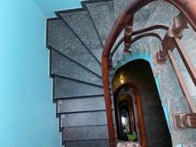 Hình ảnh Nhà đẹp Nguyễn Văn Cừ 5 tầng x 52m2-gần phố