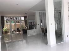 Hình ảnh Biệt thự mới đẹp kiểu song lập khu Mỹ Quang, Phú Mỹ Hưng cho thuê