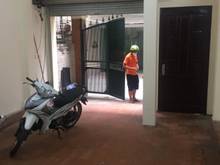 Hình ảnh Bán nhà Cực lớn, DT 95m, MT 4,33m, Ô tô, Thang máy, Giáp Bát