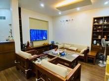 Hình ảnh Bán gấp nhà NGUYÊN HỒNG, VŨ NGỌC PHAN Ô tô, Lô góc , cực đẹp, 50m2, 8.