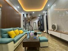 Hình ảnh Quá đẹp Quá hiếm, Nhà Nguyễn Văn Cừ, Ôtô đỗ Cửa , 39m x 5T, NHỈNH 4 Tỷ