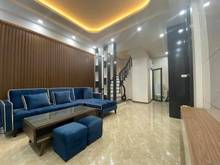 Hình ảnh Cực Cực Hiếm, Nhà Nguyễn Văn Cừ, Tặng Nội Thất, 38m x 5T, NHỈNH 4 Tỷ