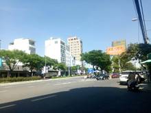 Hình ảnh Nhà 4 tầng mặt tiền 9m Nguyễn Văn Linh, DTSD 900m2